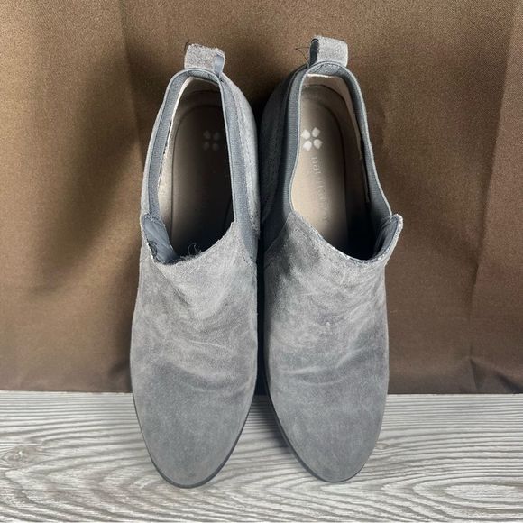 Naturalizer Darena Grey Leather Upper Hidden Wedge Slip-On Wedge Shoe Womens 9.5 - Picture 7 of 9
